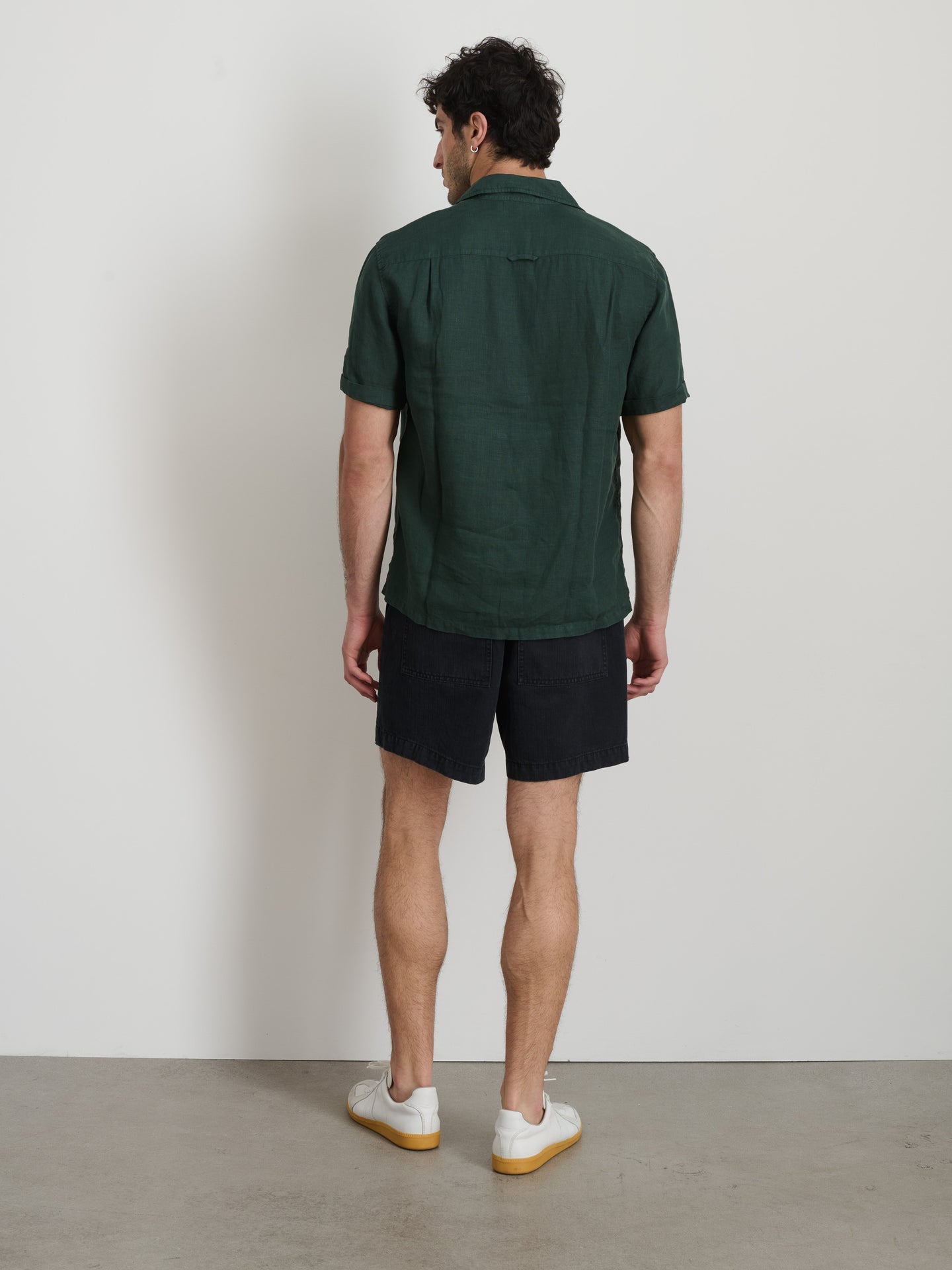Camp Shirt in Linen - Pine Grove