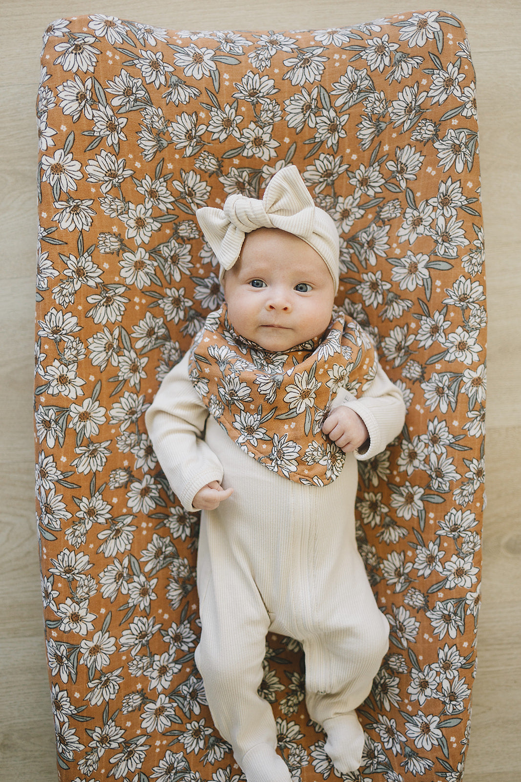 Cotton Muslin Bib - Magnolia