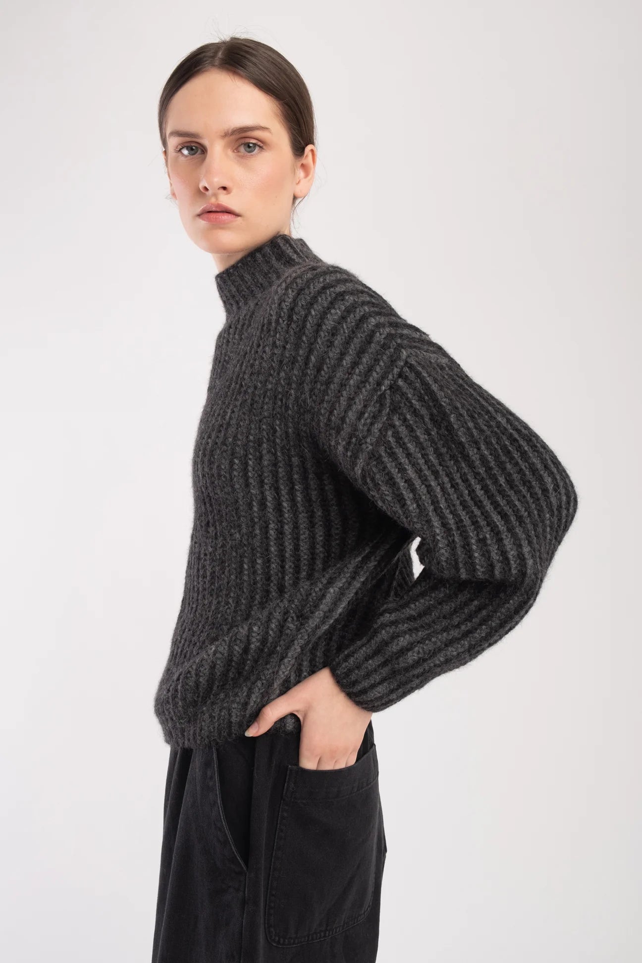 Ines Sweater - Charcoal