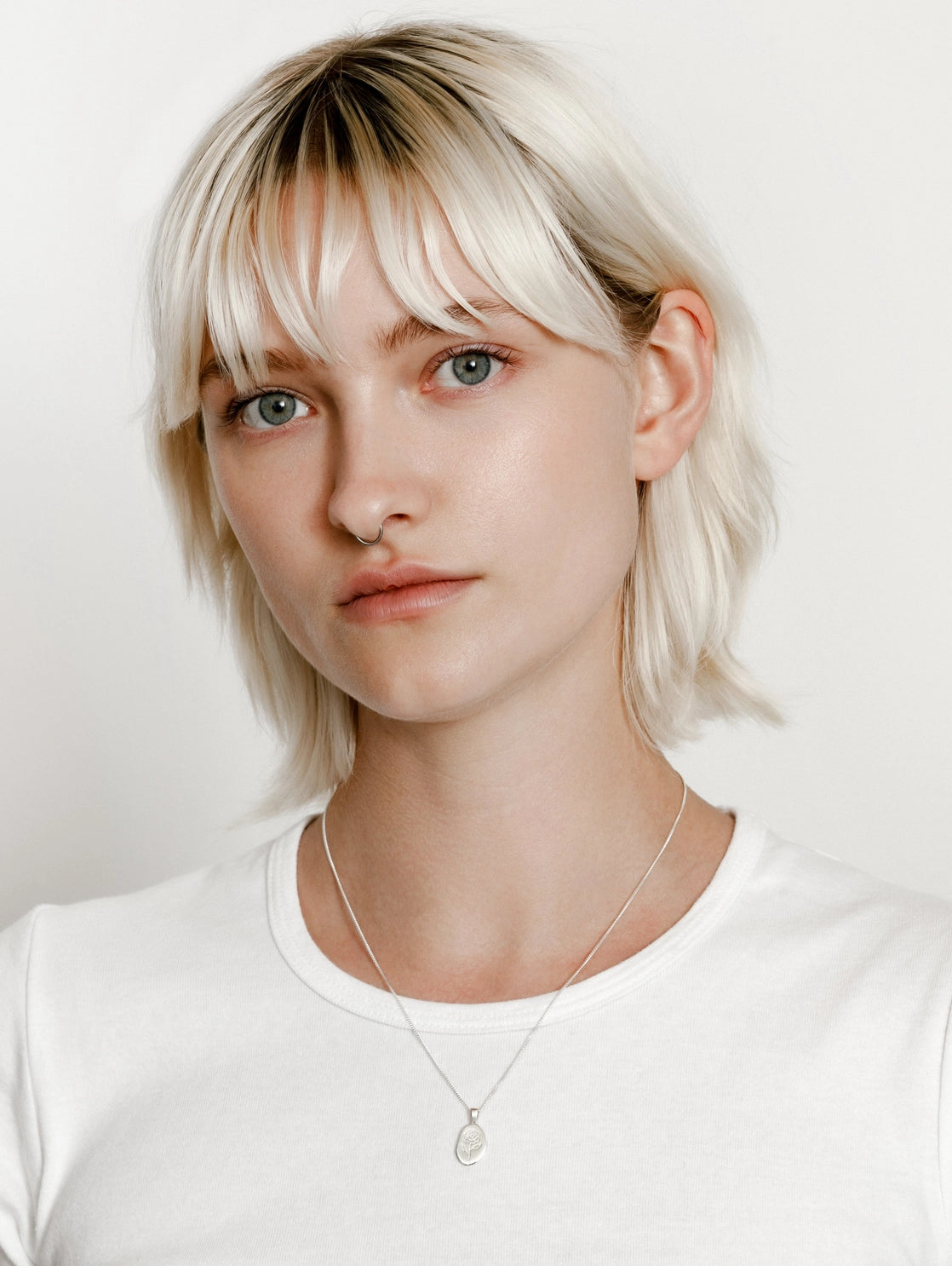 Rose Necklace in Silver