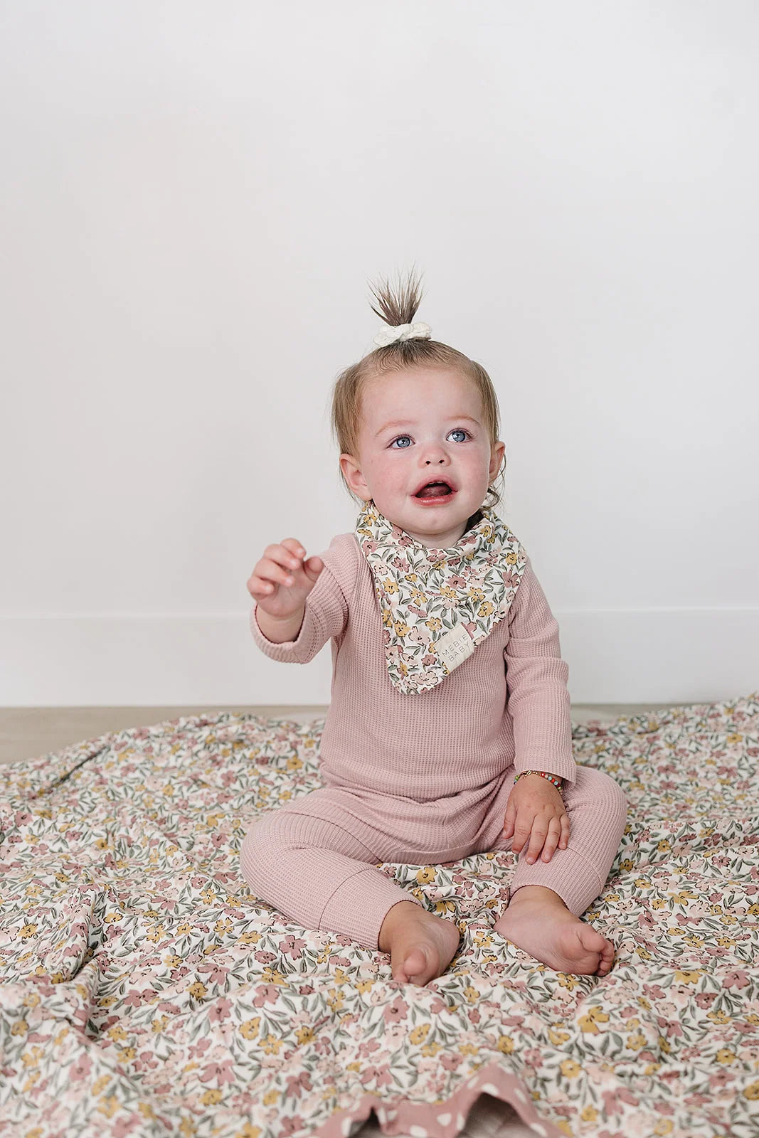 Cotton Muslin Bib - Sunny Petals