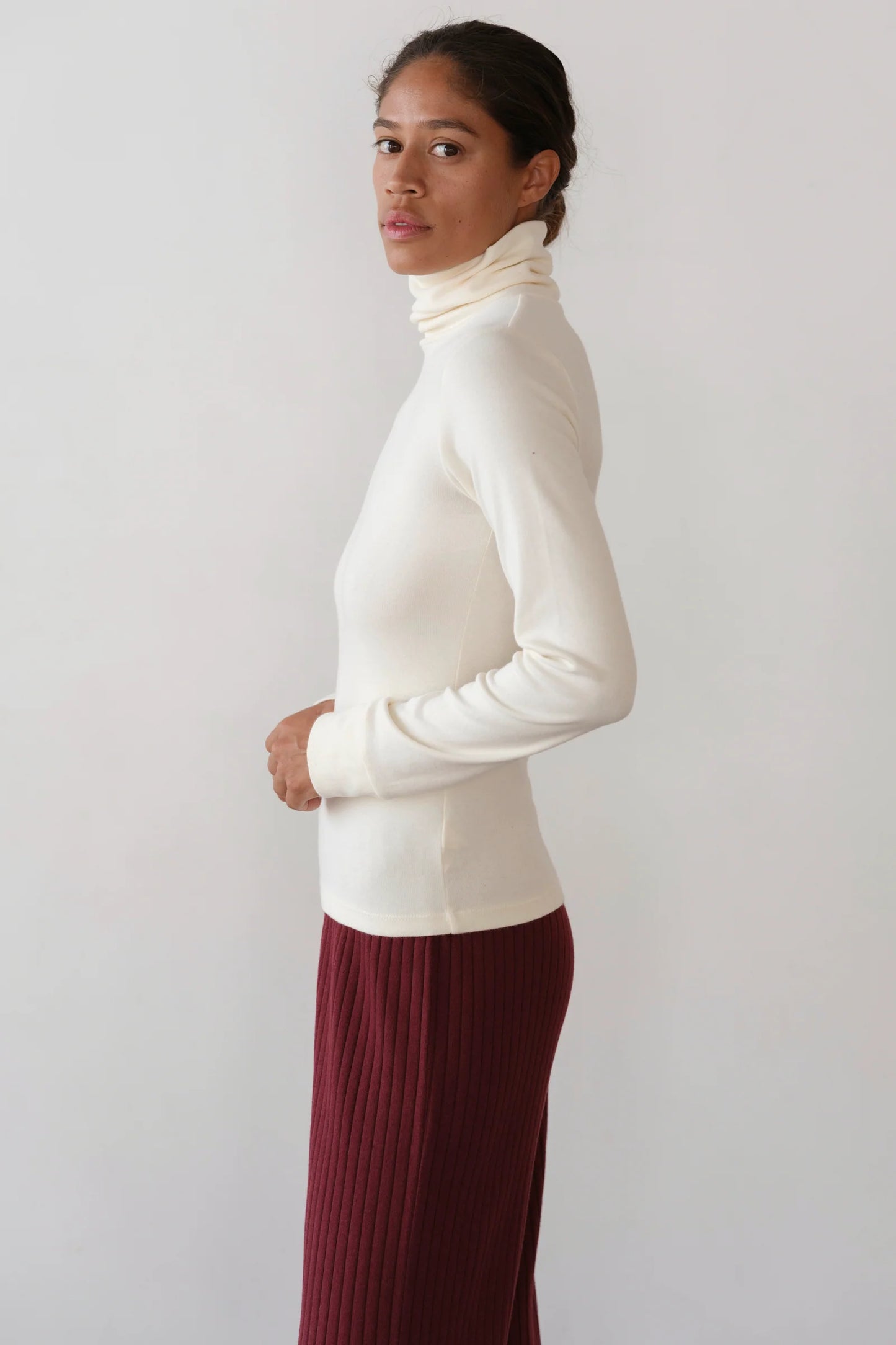 The Baby Rib Turtleneck - Cream