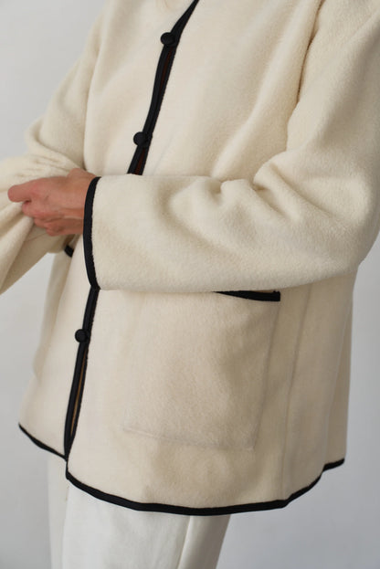 The Polar Fleece Jacket - Creme