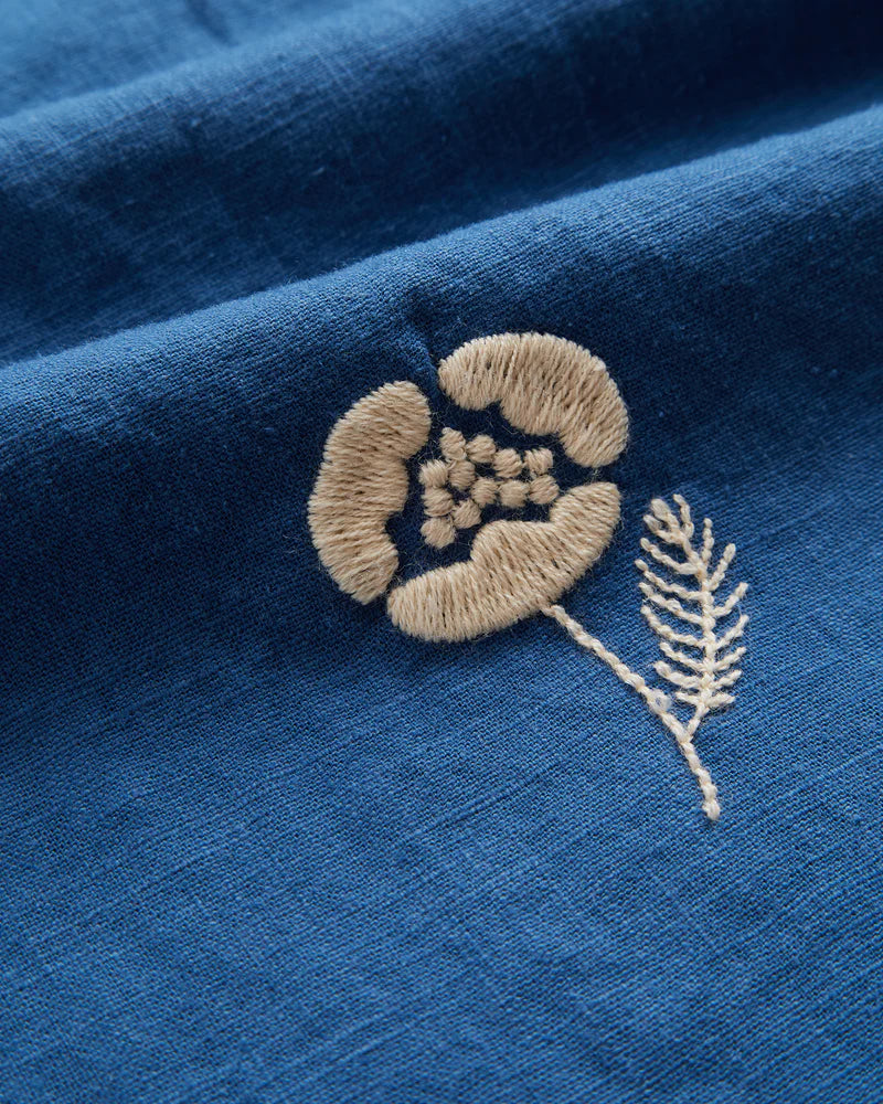 Embroidery Nature Ramie Shirt in Blue.