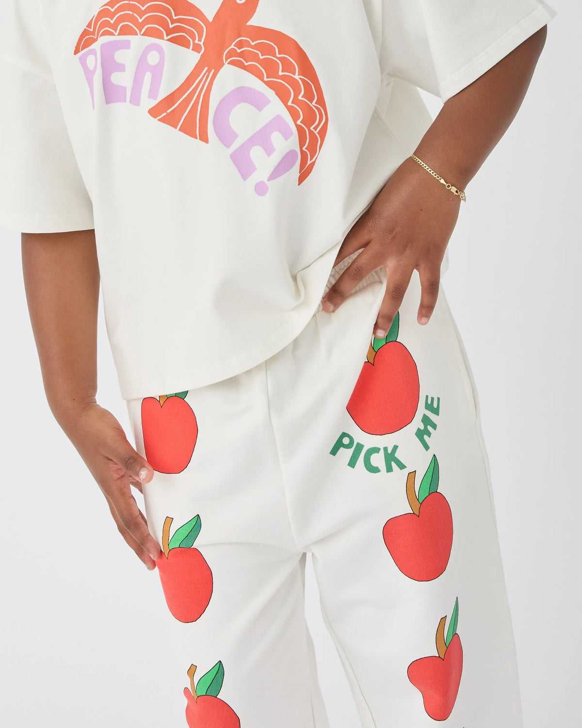 French Terry Jogger - Ivory Apple