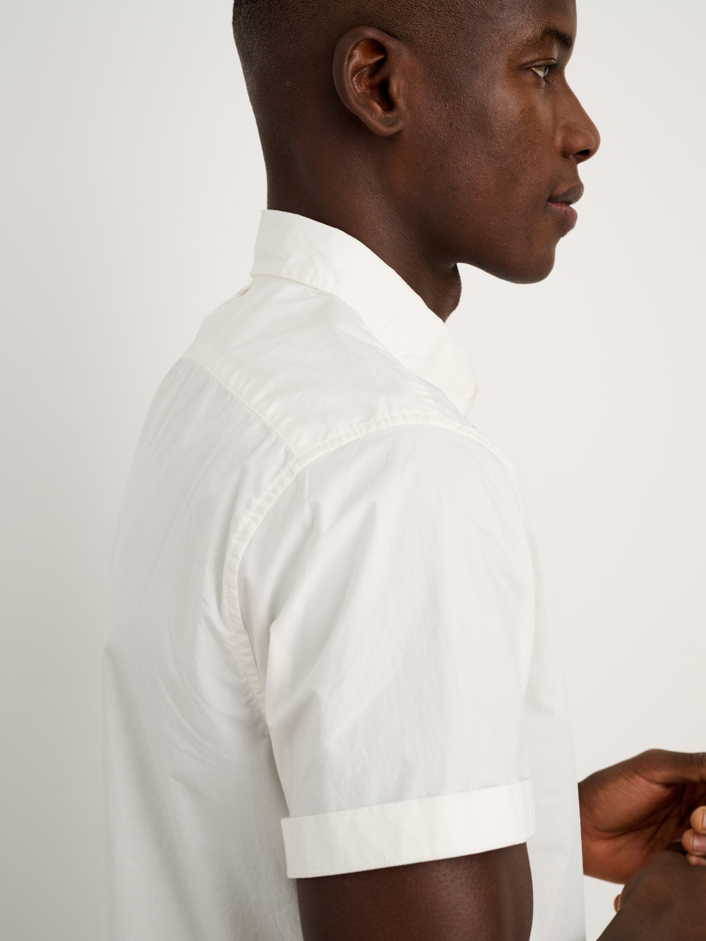 The Short Sleeve Mill Shirt in Paper Poplin - White
