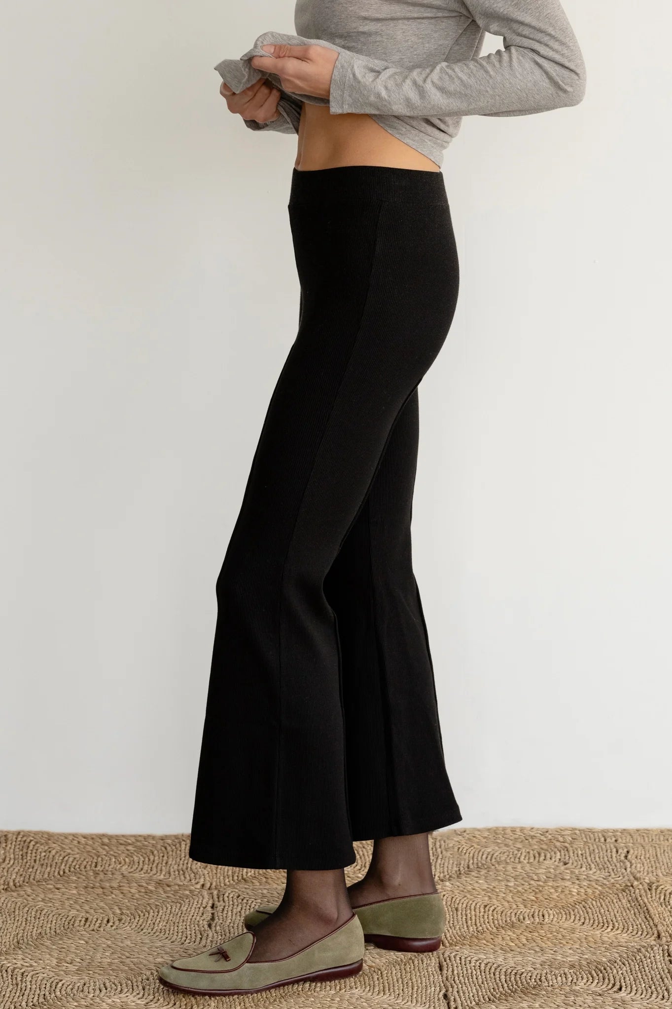 The Rib Kick Flare Pant - Black