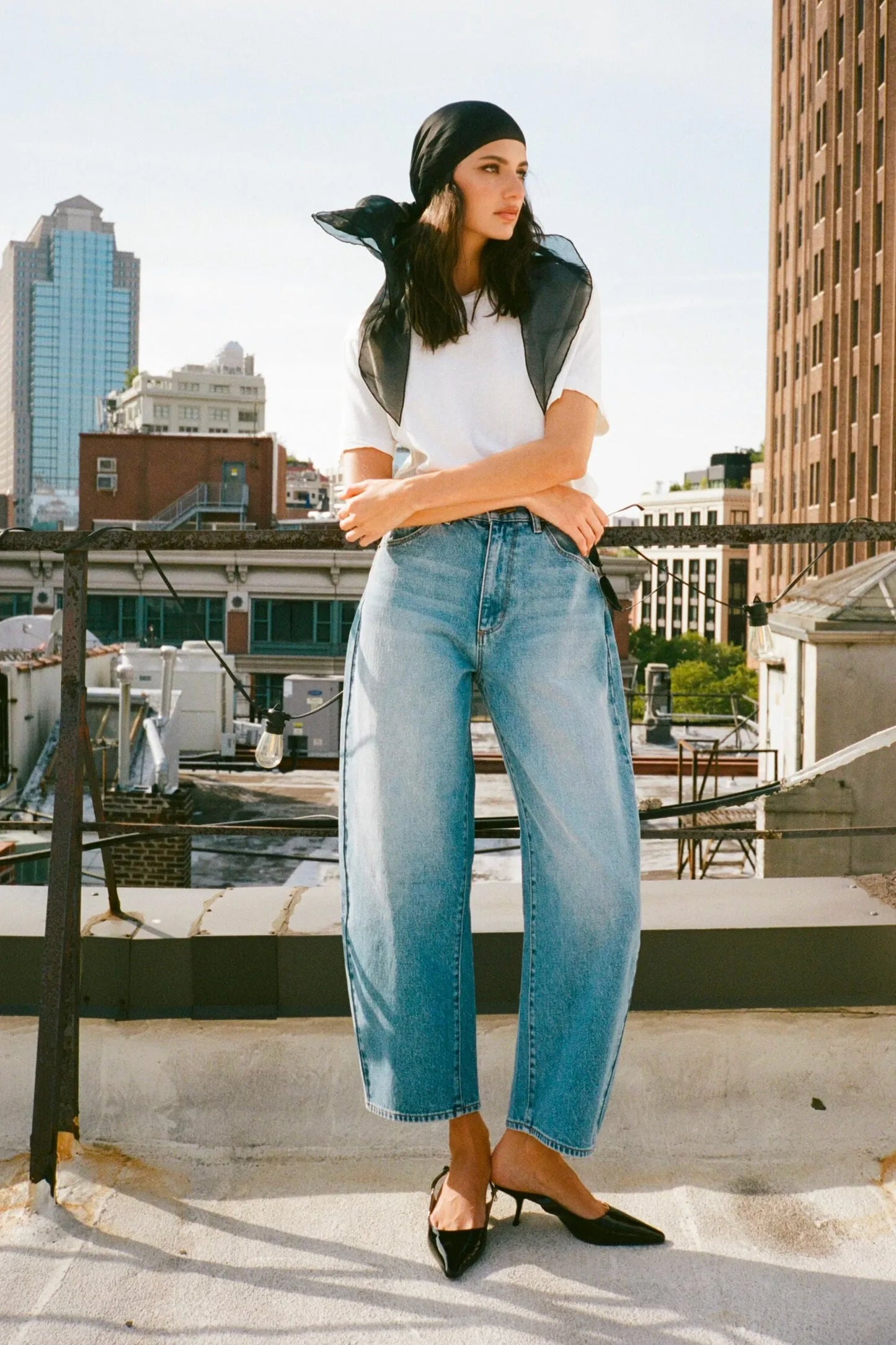 Gigi Barrel- Brad Blue
