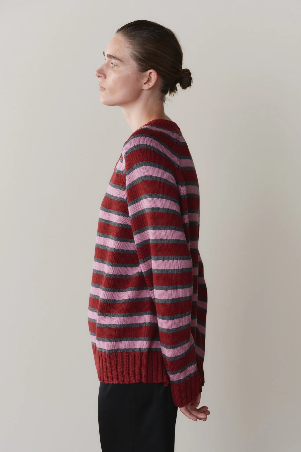 The Cotton Knit Stripe V-Neck Sweater - Oxblood.