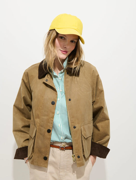 Chiltern Cropped Jacket in Waxed Canvas - Vintage Khaki.