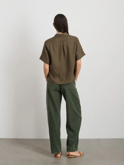 Maddie Shirt In Linen - Deep Moss