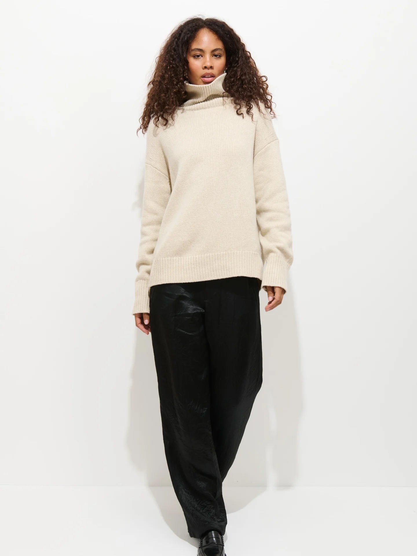 Nottinghill Turtleneck Sweater - Wishbone.