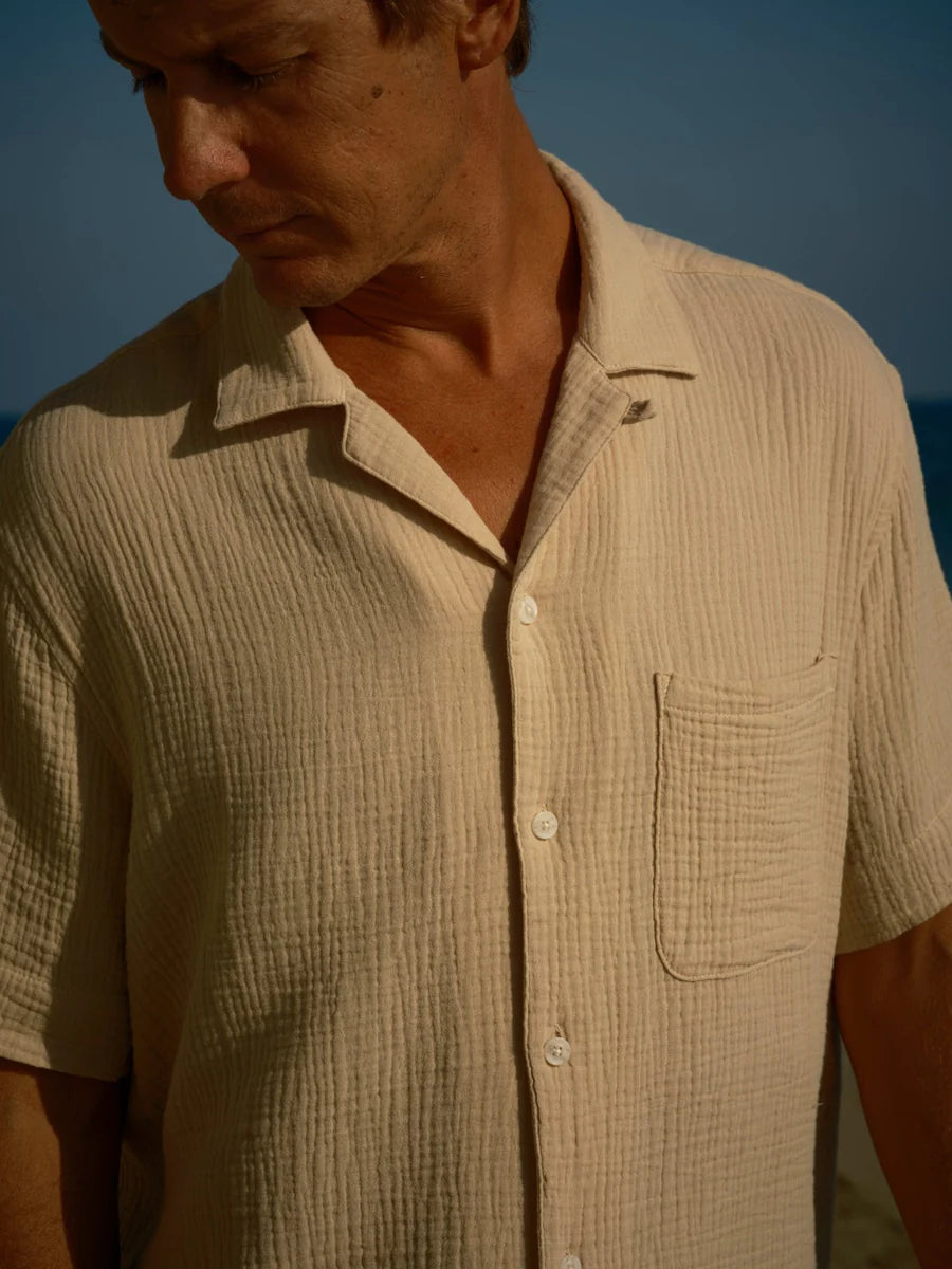 Cosmo Shirt - Oat.